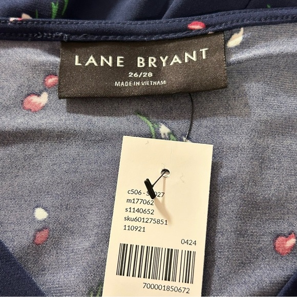 Lane Bryant Tank Top V-Neck Sleeveless Blouse Women's Navy Floral Size 26/28 - Picture 3 of 7